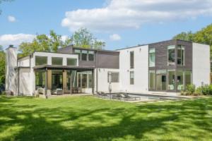 Luxury Amenities and Hot Tub - Stunning Modern Oasis Hotel, Nashville