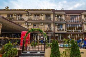 Zolotyye Peski Hotel, Vityazevo