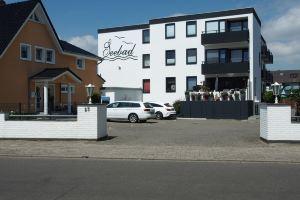 Modern apartment near the beach with beach chair, Gromitz
