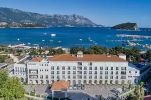 Hotel, Budva