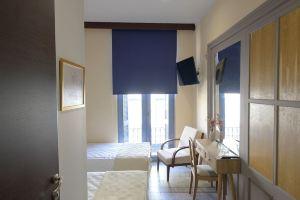 Alley Rooms, Mytilini