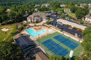 Golf View Serenity - Open Deck - Close to Lake Hotel, Branson