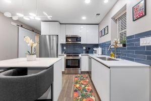 Cozy 1-bedroom w/ AC, WiFi - Heart of the Clifton Gaslight District., Cincinnati