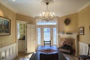 Historic Brownstone Townhouse, 7 beds/3.5 baths, Fenway Boston, Brookline