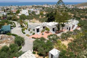 Seaside Gem Near Heraklion Villa Maro III Getaway, Kokkini Khanion