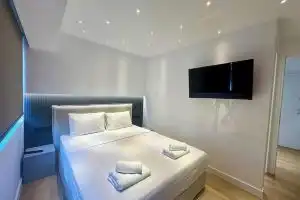 BlueMotion - CruiseHub Hotel, Piraeus