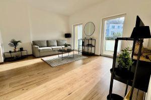 FeWo Palmtrees-Spacious 2.5 room apartment with balcony in the heart of the Ruhr area, Essen