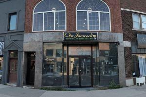Penthouse suite in heart of little Italy, Windsor