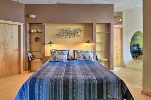 Idyllic Dtwn Condo w/ Fireplace! Apartments, Anchorage