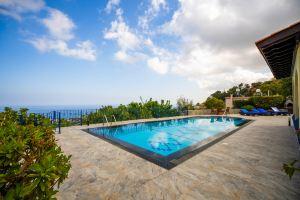 Villa Jewel with Private Pool and Sea View, Lapithos