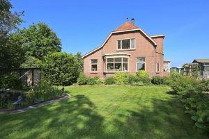 Characteristic Country House with Wellness, Hoofddorp