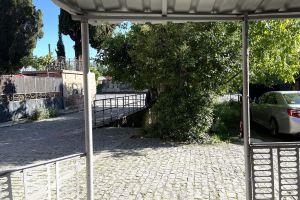 Cute house on the banks of the Rioni, Kutaisi