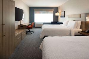 Holiday Inn Express & Suites Airport, an IHG Hotel, Fresno