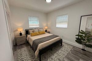 Chic Retreat with Parking, WiFi, Smart TV - Spacious Living Hotel, Miami