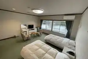 Marina Hotel Kaiku, Shirahama