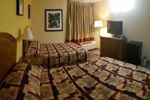 Red Carpet Inn-Macon, Macon