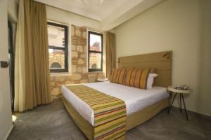 Warm Studio Flat with Patio Lotus, Antalya