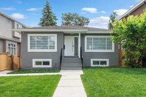 Private newly renovated 1 bed 2 baths suite in central location Hotel, Vancouver