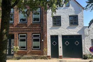 Loftwohnung 2 in Charmantem Hinterhof in Grachtnähe und Treene Apartments, Friedrichstadt