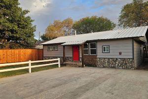 Red Raiderland Too - Walk to TTU - 3 bed 3 Bath Hotel, Lubbock