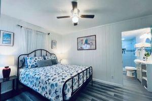 Beach Home step out 1 min to beach/pets friendlyA Apartments, Ponte Vedra Beach