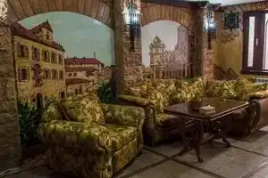 2X2 Cinema Bar Hotel, Yerevan