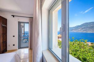 Fortuna Peninsula Apart, Kas