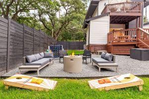 Pool • Firepit • Mins>DT • SXSW • ACL • Sleeps 6 Hotel, Austin