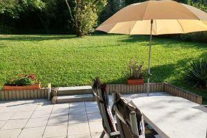 5 Minuten von Frankfurt, Ruhige Ferienwohnung/ Monteurzimmer mit Terrasse Apartments, Bad Vilbel