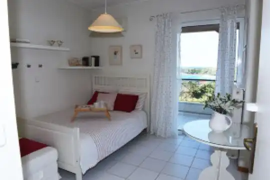 Top Floor 3Bed 2Bath with Stunning 360 View Hotel, Rafina