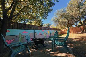 Spacious 6-bedroom house in marvelous with AC, WiFi, fitness room, Lubbock