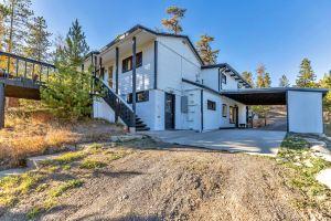 Mountain View and Hot Tub - Charming Ski Chalet Retreat, Frisco