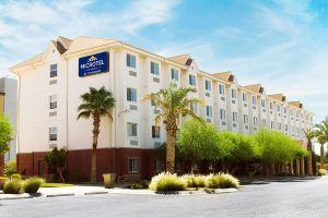 Microtel Inn & Suites by Wyndham Ciudad Juarez/US Consulate, El Paso