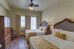 The Faust Hotel, New Braunfels