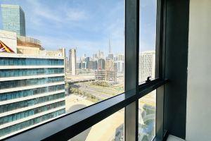 Upscale Studio Apartment Palm View with Big Balcony Free Parking by Belvilla, Dubai