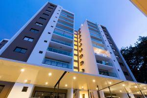 Modern 2BR in La Trinitaria, Sti No Cleaning Fee! Apartments, Santiago