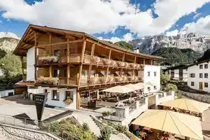 Boutique Hotel Nives, Selva di Val Gardena