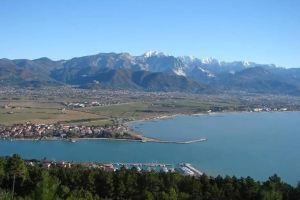 New Luxury & Quiet 2BR Apt with Terrace and Views Apartments, Sarzana