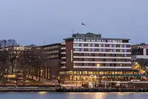 Hotel Klubben, Larkollen