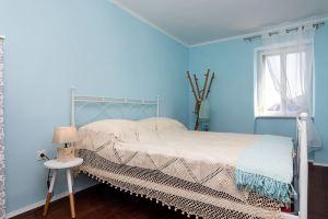 Adorable Holiday Home Located Near the Beach, Baska