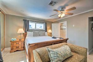 Las Vegas Getaway w/ Patio & Grill: ~3mi to Strip! Hotel, Las Vegas