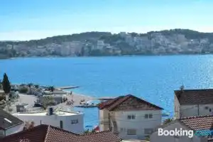 Villa Klaudia, Trogir