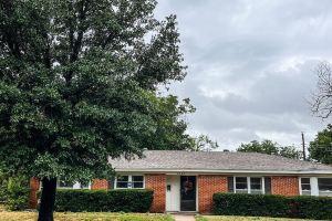 The Gem - Spacious 3/2 House near ACU, Abilene