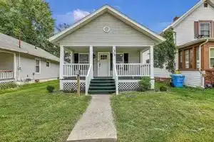 Lansing "Love Michigan" House, 10 minutes to MSU Campus, Lansing
