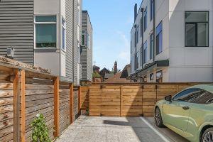 Newly Built Townhome w. Lake/Skyline Views Apartments, Seattle