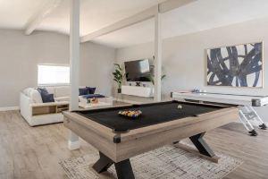 High roller Hideout Modern Stay 10 mins from Downtown Fremont Hotel, Las Vegas