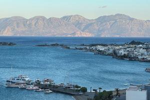 Villa Mavrikiano Has Breathtaking View of the Sea and Mountains + Private Pool., Elounda