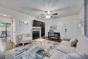 25% Off 1Bd DFW, Hwy183/161, Private Yard - I49 Hotel, Irving