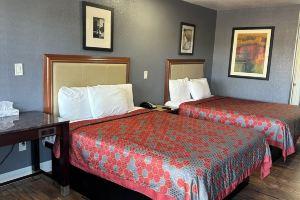 Fireside Inn by the Beach Boardwalk & Bowling, Santa Cruz