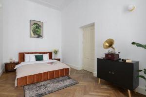 Oomph Koszyki Luxurious Apartments, Warsaw